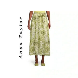 🆕 Ann Taylor Factory Cheerful Yellow & White Rococco
Floral A-Line Mid 2P🆕